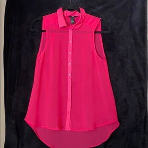 Sheer collared sleeveless shirt